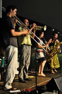 Cette image a un attribut alt vide ; le nom du fichier est anchoises-crustaces-et-langoustines.jpg