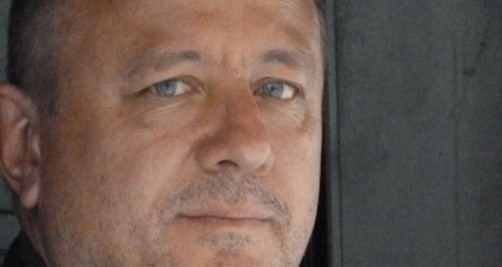 Cette image a un attribut alt vide ; le nom du fichier est carl-norac.jpg